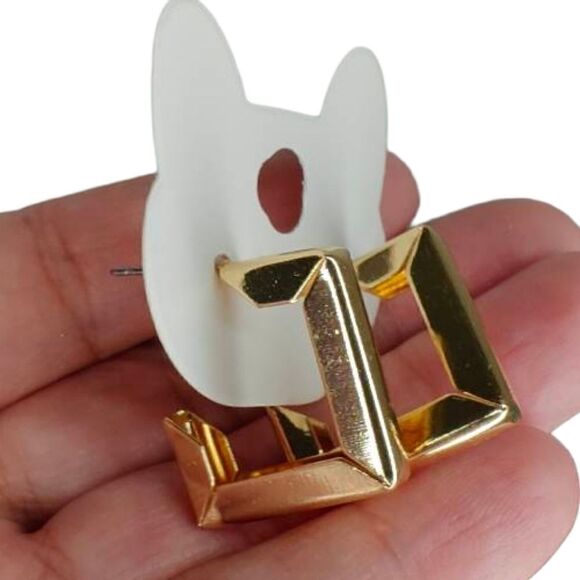 Gold Square Earrings - Picture 1 of 2